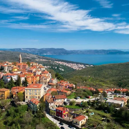 Apartman Lucille In Center Of